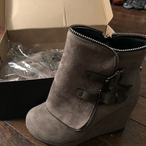 Brand new wedge boots